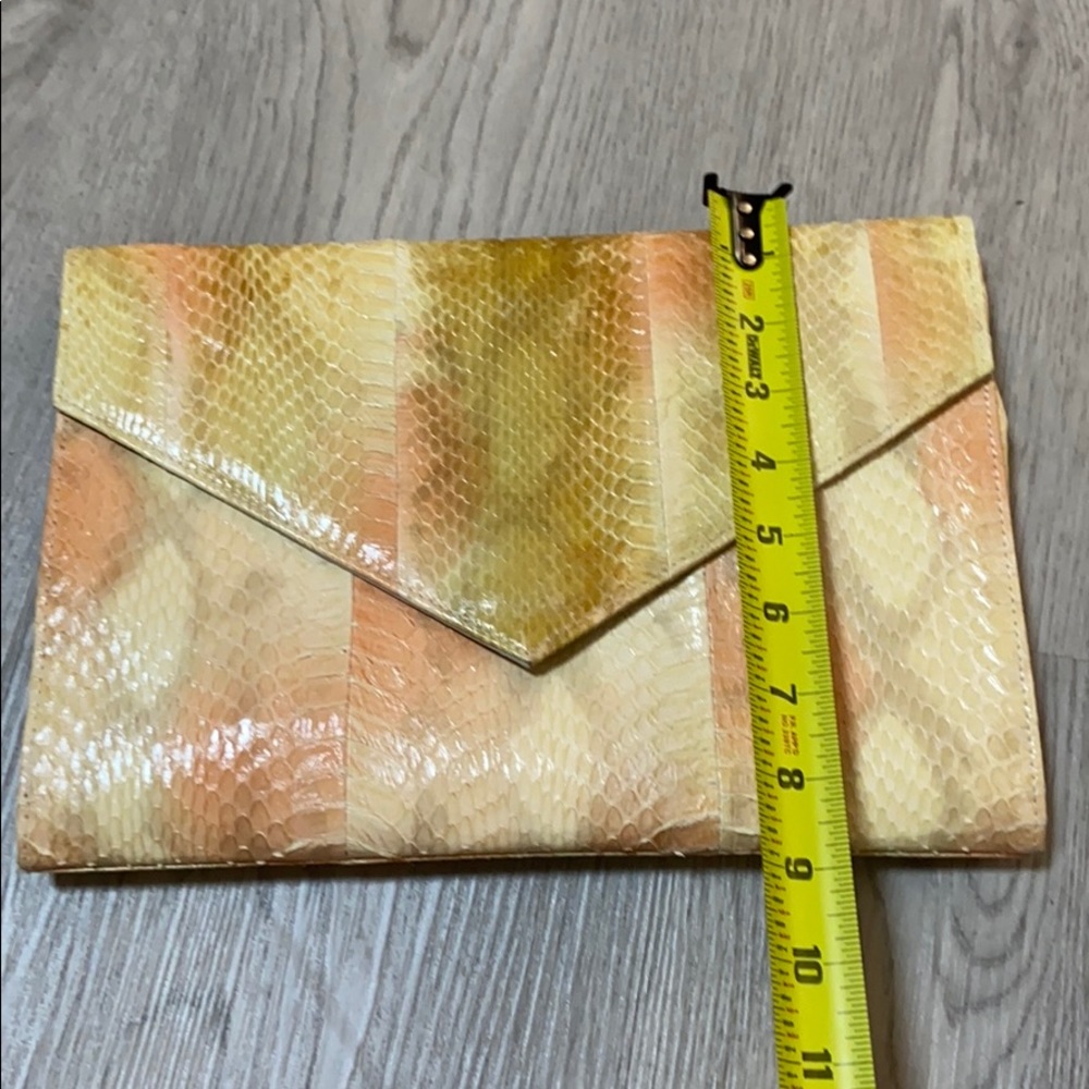 1980s Vintage J Renee snakeskin Purse - Picture 11 of 11